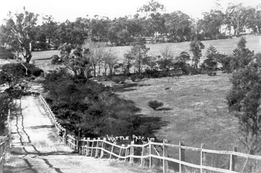 Photograph, Entrance to Wattle Park from Riversdale Road, 1912-1914