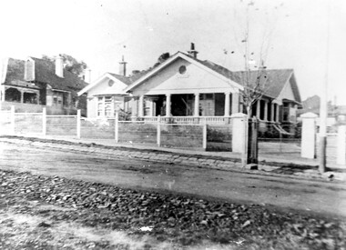 Photograph, 181 Union Road, home of Mr and Mrs Antonio Clota