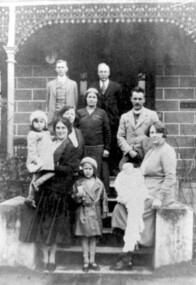 Photograph, Charles Henry Maling and family at 'The Willows', Shepreth Street, Surrey Hills (demolished), 1930s