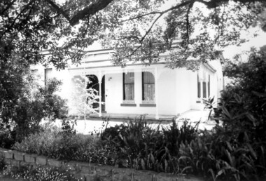 Photograph, "Ancyra", 25 Weybridge Street, Surrey Hills