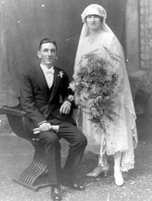 Photograph, Mr Jack and Mrs Ellen Barnes of Surrey Hills on their wedding day, 1927