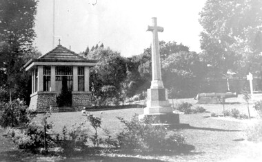 Photograph, City of Camberwell Council, Surrey Gardens, looking east from Union Road, 1933