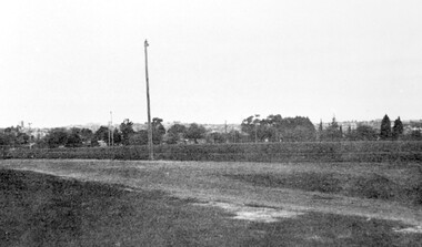 Photograph, Corner of Braemar and Melrose Streets, Box Hill North