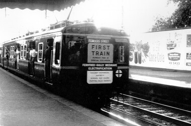 Photograph, Leaving Surrey Hills - the rear of first electric surburban train to Belgrave, 1962, 18/02/1962