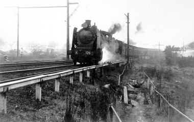 Photograph, Loco K176 at Surrey Hills on a vintage tour train to Healesville, 1 October 1966
