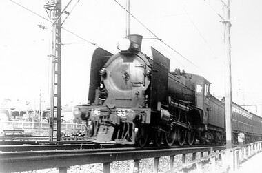 Photograph, Loco A2 932 at Surrey Hills on excursion train to Healesville