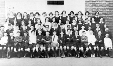 Photograph, Mont Albert Central School, Grade 6 1926, 1926