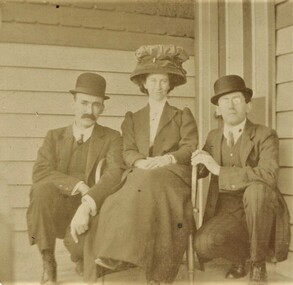 Photograph, Lily and Dave Mair with 'Uncle Sid Ginn', 1911, 1911