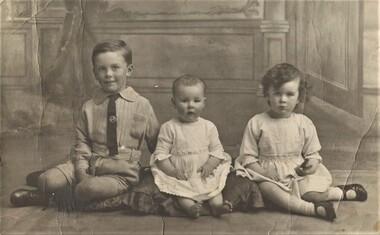 Photograph, Godfrey E Roberts, Geoffrey, Gwynneth and Beryl Mair, c1917, c1917