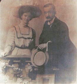 Photograph, Dave and Lily Mair, 1909
