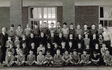 Photograph, Mont Albert Central School Grade 3R, 1955
