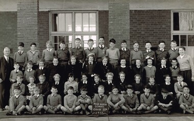 Photograph, Mont Albert Central School Grade 3R, 1955, 1955
