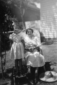 Digital photo, George L Coop, Winifred Alice Coop and her daughter Alison, c1950, c1950