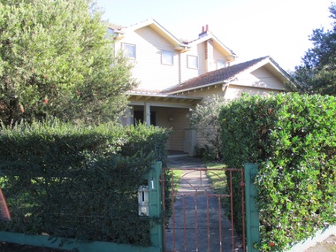 Photograph - 1 Blackburn Street, Surrey Hills, The Street Where You Live Project