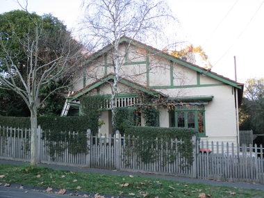 Photograph - 4 Blackburn Street, Surrey Hills, The Street Where You Live Project