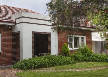 Photograph - 12 Albion Street, Surrey Hills, The Street Where You Live Project