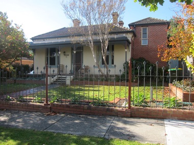 Photograph - 14 Valonia Avenue, Surrey Hills, The Street Where You Live Project