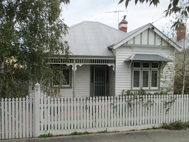 Photograph - 9 Empress Road, Surrey Hills, The Street Where You Live Project