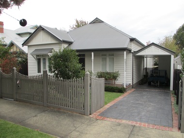 Photograph - 21 Empress Road, Surrey Hills, The Street Where You Live Project