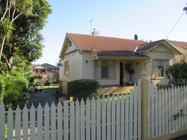 Photograph - 9 Neath Street, Surrey Hills, The Street Where You Live Project