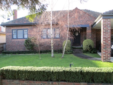 Photograph - 62 Empress Road, Surrey Hills, The Street Where You Live Project