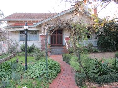 Photograph - 74 Empress Road, Surrey Hills, The Street Where You Live Project