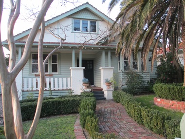 Photograph - 80 Empress Road, Surrey Hills, The Street Where You Live Project