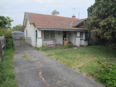 Photograph - 4 Edyvean Street, Surrey Hills, The Street Where You Live Project
