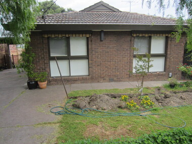 Photograph - 10 Edyvean Street, Surrey Hills, The Street Where You Live Project