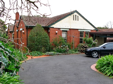 Photograph - 15 Balmoral Crescent, Surrey Hills, The Street Where You Live Project