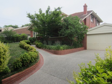 Photograph - 14 Albert Crescent, Surrey Hills, The Street Where You Live Project