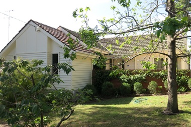 Photograph - 7 Allie Street, Surrey Hills, The Street Where You Live Project