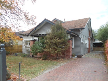 Photograph - 8 Banool Road, Surrey Hills, The Street Where You Live Project