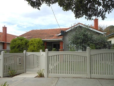 Photograph - 14 Banool Road, Surrey Hills, The Street Where You Live Project