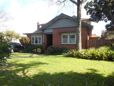 Photograph - 3 Barloa Road, Surrey Hills, The Street Where You Live Project