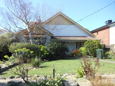 Photograph - 6 Barloa Road, Surrey Hills, The Street Where You Live Project