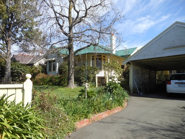 Photograph - 7 Barloa Road, Surrey Hills, The Street Where You Live Project