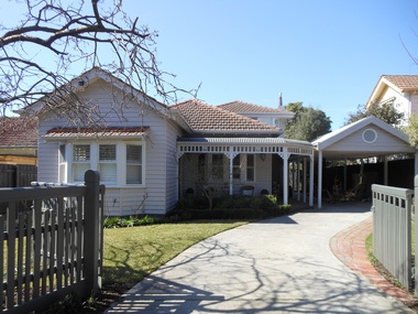 Photograph - 8 Barloa Road, Surrey Hills, The Street Where You Live Project