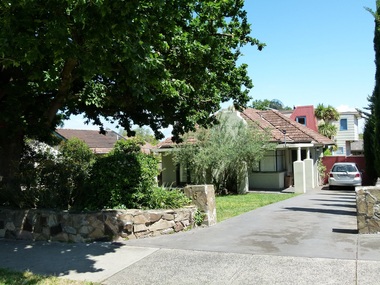 Photograph - 6 Broughton Road, Surrey Hills, The Street Where You Live Project