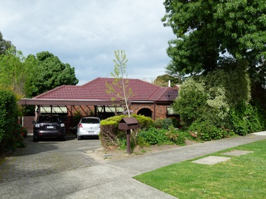 Photograph - 53 Broughton Road, Surrey Hills