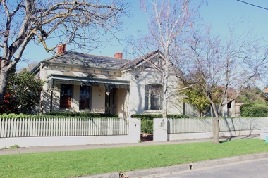 Photograph - 6 Beech Street, Surrey Hills, The Street Where You Live Project