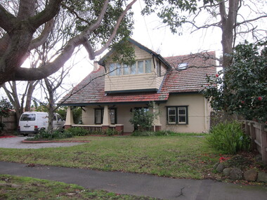 Photograph - 1 Leura Street, Surrey Hills, The Street Where You Live Project