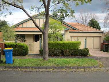 Photograph - 2 Leura Street, Surrey Hills, The Street Where You Live Project