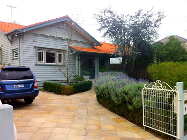 Photograph - 1 Guildford Road, Surrey Hills, The Street Where You Live Project