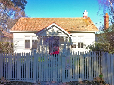 Photograph - 88 Guildford Road, Surrey Hills, The Street Where You Live Project