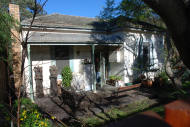 Photograph - 110 Guildford Road, Surrey Hills, The Street Where You Live Project