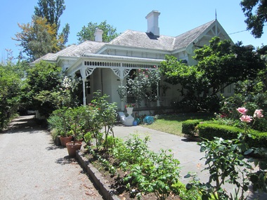 Photograph - 38 Essex Road, Surrey Hills, The Street Where You Live Project
