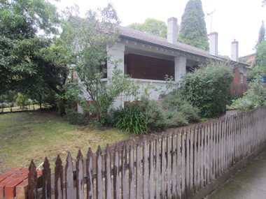 Photograph - 6 Windsor Crescent, Surrey Hills, The Street Where You Live Project