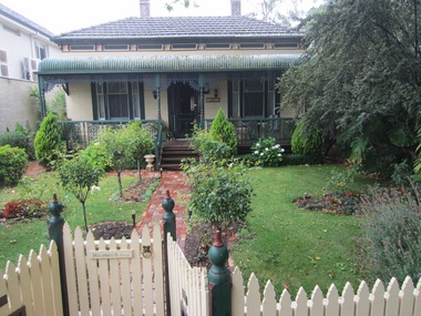 Photograph - 51 Windsor Crescent, Surrey Hills, The Street Where You Live Project