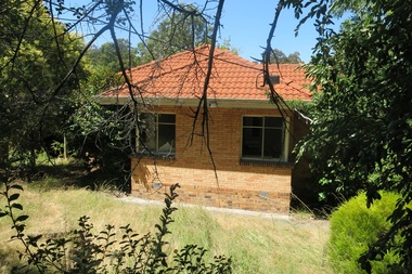 Photograph - 28 Boisdale Street, Surrey Hills, The Street Where You Live Project